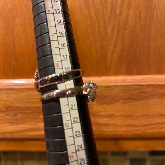 Women’s Flower Ring From Hawaii and Silver Tone Swirl Ring Size 9 - Picture 6 of 11